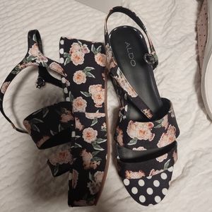 Aldo black and floral wedges